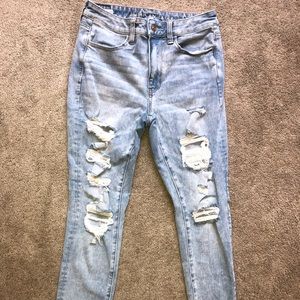 American Eagle Outfitters Women’s Skinny Jean.